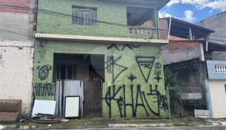 Sobrado à venda com 7 quartos em Cidade Continental, São Paulo, SP