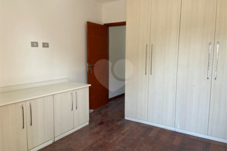 Casa para alugar com 3 quartos, sendo 2 suítes, em Vila Carrão, São Paulo, SP