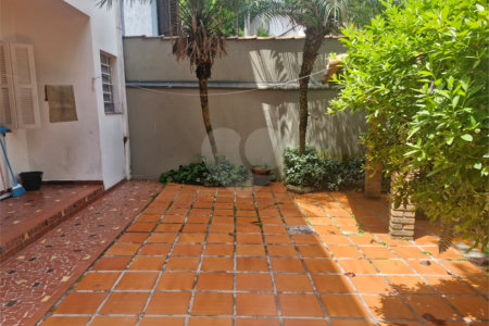 Casa à venda com 3 quartos, sendo 1 suíte, em Chácara Monte Alegre, São Paulo, SP