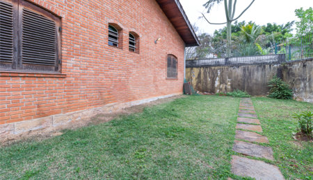 Casa Térrea à venda com 3 suítes em Jardim dos Estados, São Paulo, SP