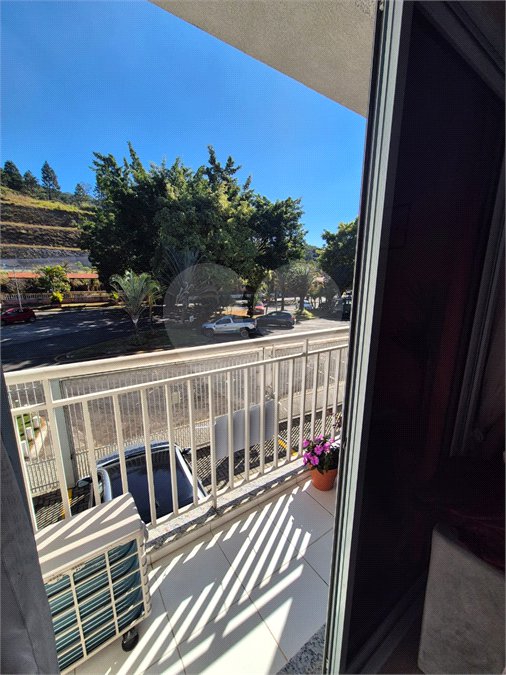 Apartamento à venda com 2 quartos, sendo 1 suíte, em Estação, São Roque, SP