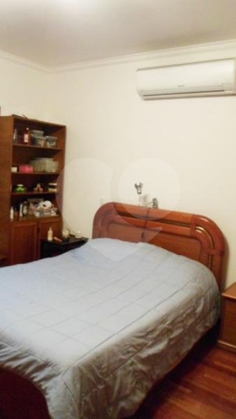Sobrado à venda com 3 quartos, sendo 1 suíte, em Campo Grande, São Paulo, SP