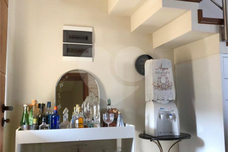 Casa à venda com 5 quartos, sendo 2 suítes, no condomínio Terras de Santa Izabel, Salto - SP