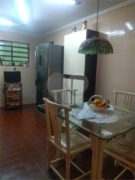 Casa à venda com 3 quartos, sendo 1 suíte, no condomínio Jardim da Monntanha Ii, Mairiporã - SP