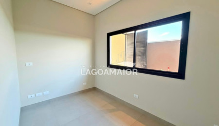Casa à venda com 3 quartos, sendo 3 suítes, no condomínio Villa Dumont, Três Lagoas - MS