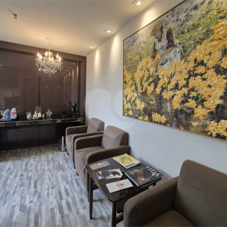 Sala comercial para venda ou locação na Brig.ís Antônio entre Paulista e Parque do Ibirapuera, 70 m², duas vagas de garagem