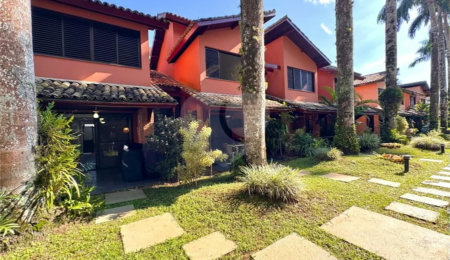Villagio à venda com 2 quartos, sendo 1 suíte,  em Riviera de São Lourenço, Bertioga, SP