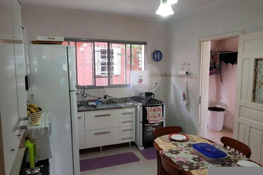 Sobrado à venda no bairro Jardim Leonor de Barros – Zona Norte