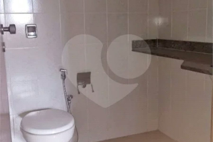 Apartamento à venda no Edifício Cabreúva no Bairro Alto em Piracicaba - SP.