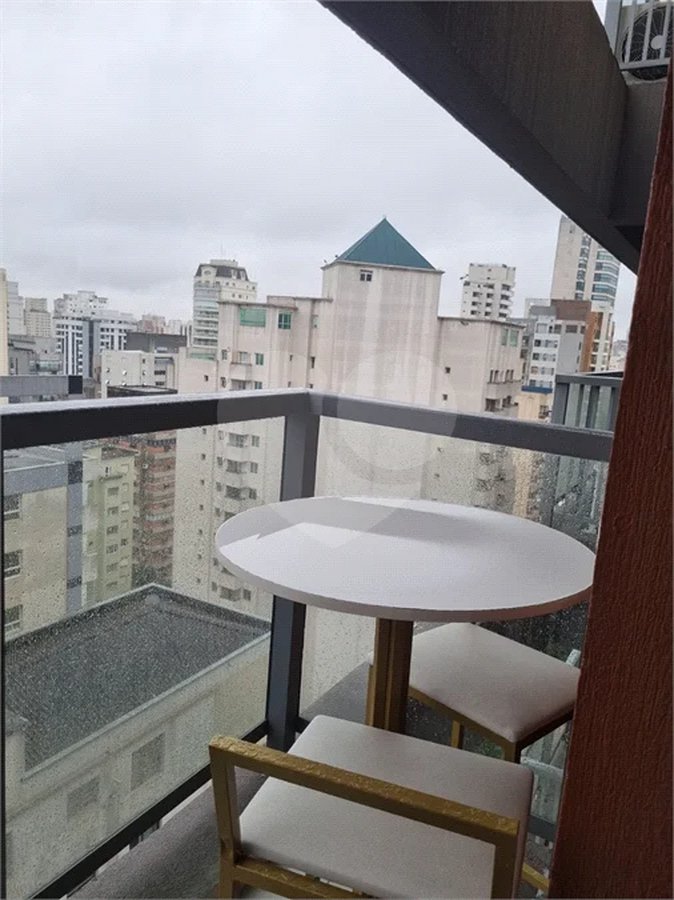 Studio 21M2 mobiliado no Jardim Paulista