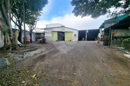 Galpão Comercial para Locação no Jardim do Trevo em Campinas com 276 m² de Área Construída e Amplo Terreno