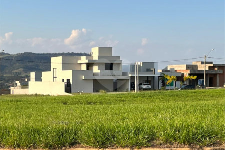 Lote disponivel para a venda no condominio Cavalinno