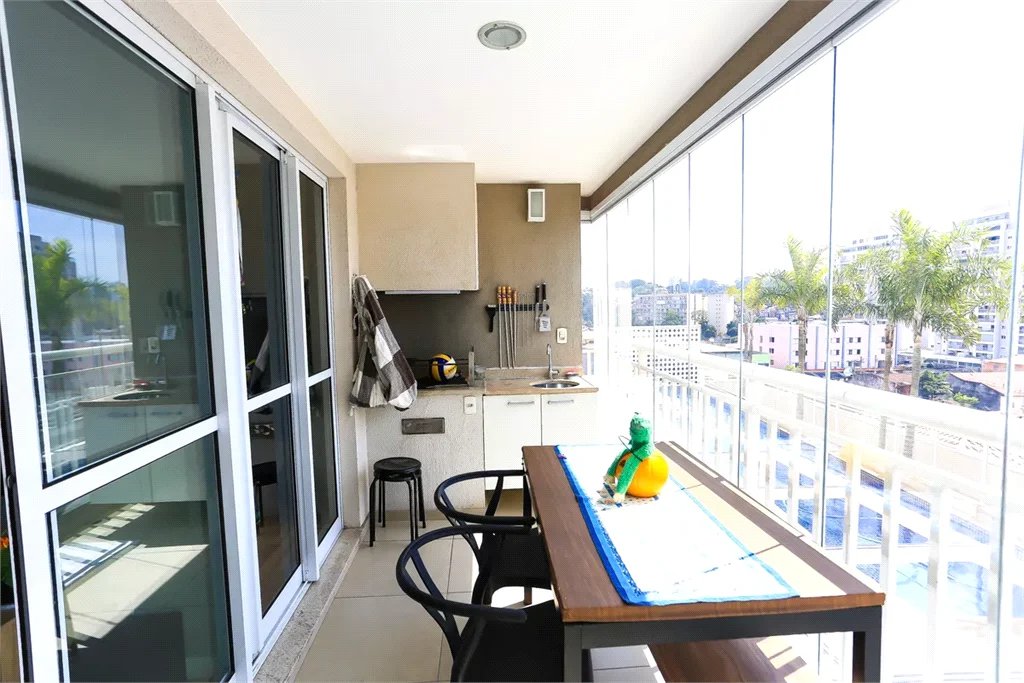 Apartamento à venda com 2 quartos, sendo 1 suíte,  em Vila Sônia, São Paulo, SP