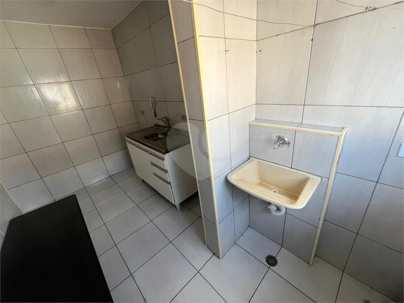 Apartamento de 2 dormitórios no Jardim Novo Ângulo, em Hortolândia!