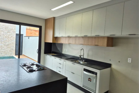 Casa a venda Condominio Maria Candida