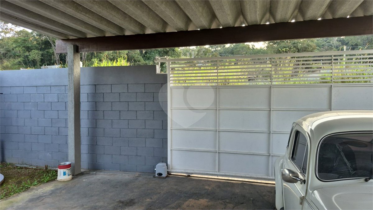 Casa Terreá com 3 suítes a Venda em Atibaia