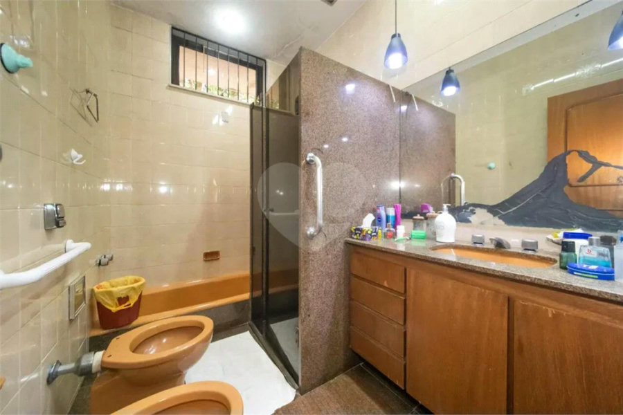 Casa Alto Padrão.Localização excelente. Venha conhecer. Agende uma visita.