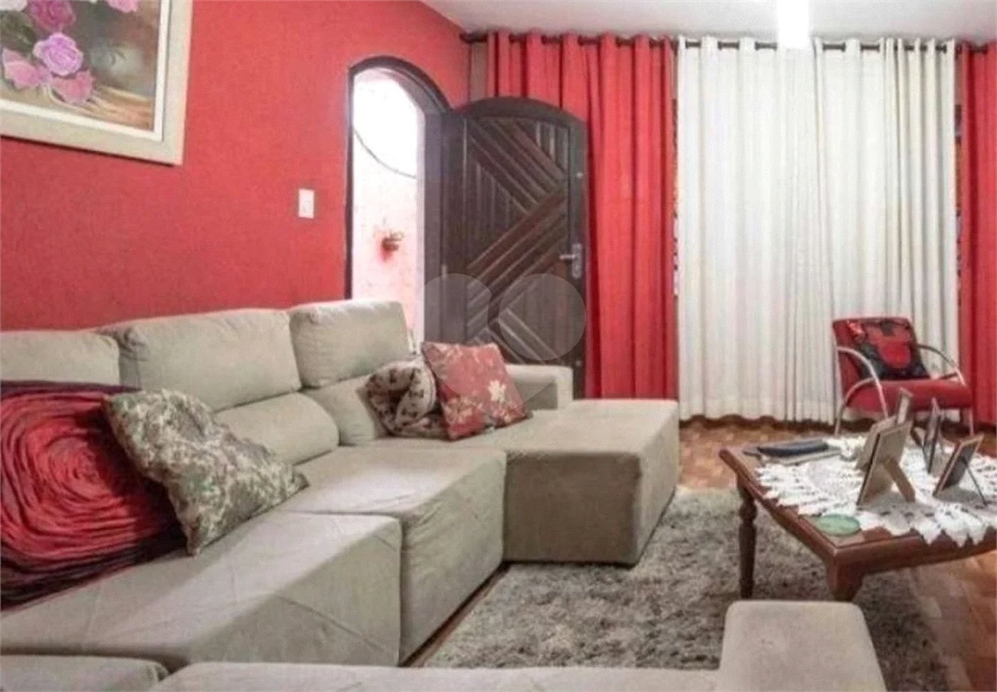 Sobrado à venda com 3 dormitórios na Vila Carrão