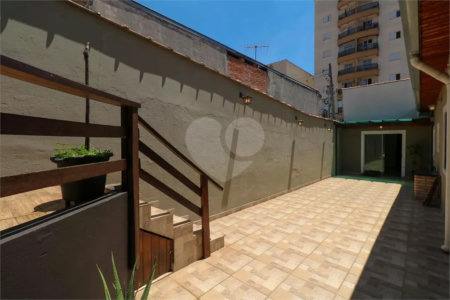 Casa à Venda em São Caetano do Sul com 188 m², 2 Vagas e Churrasqueira.