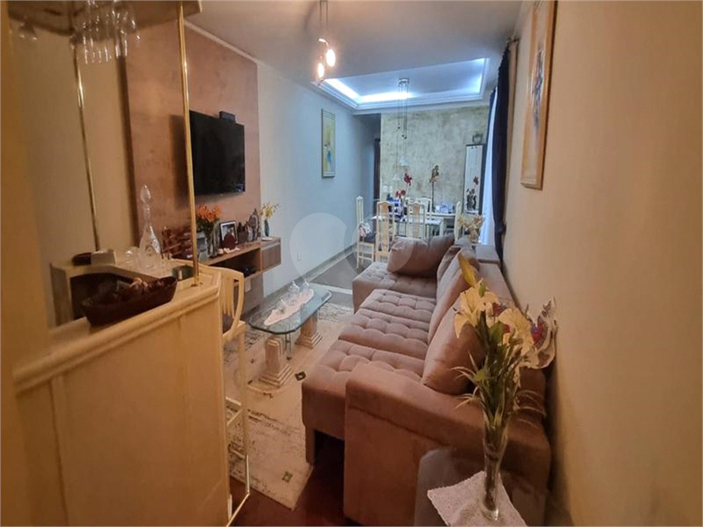 Sobrado à Venda na Aclimação - 150 m² - 2 Salas, 3 Dorms, 2 Vagas.