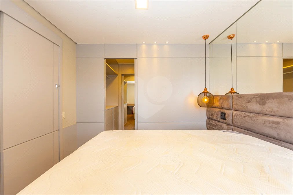 Apartamento à venda com 3 quartos, sendo 1 suíte, em Chácara Santo Antônio, São Paulo, SP