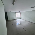 Prédio Comercial de Alto Padrão - 253m², 5 Salas, 5 banheiros , 3 Vagas , à venda na Moóca