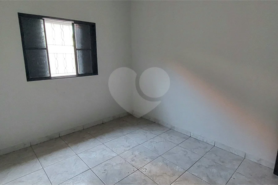 Casa à venda com 3 quartos, sendo 1 suíte, em Vila Belém, Piracicaba, SP