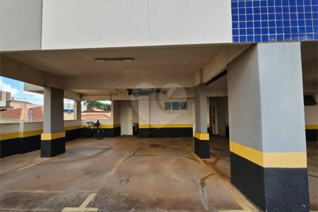 Apartamento com 3 dormitórios à venda no centro de São Carlos