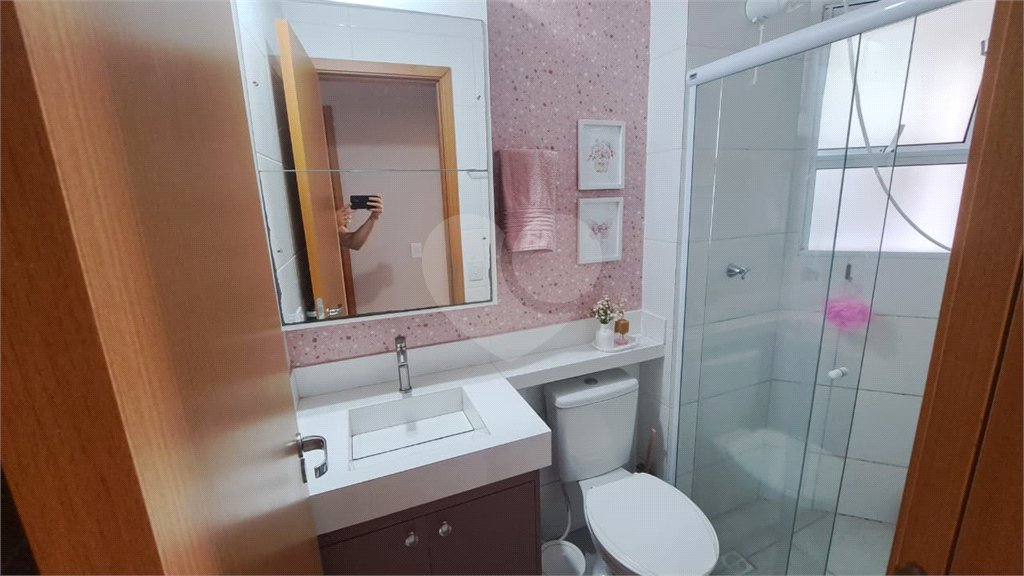 Apartamento Condomínio: Novos Ares com Suíte e 2 Dormitórios