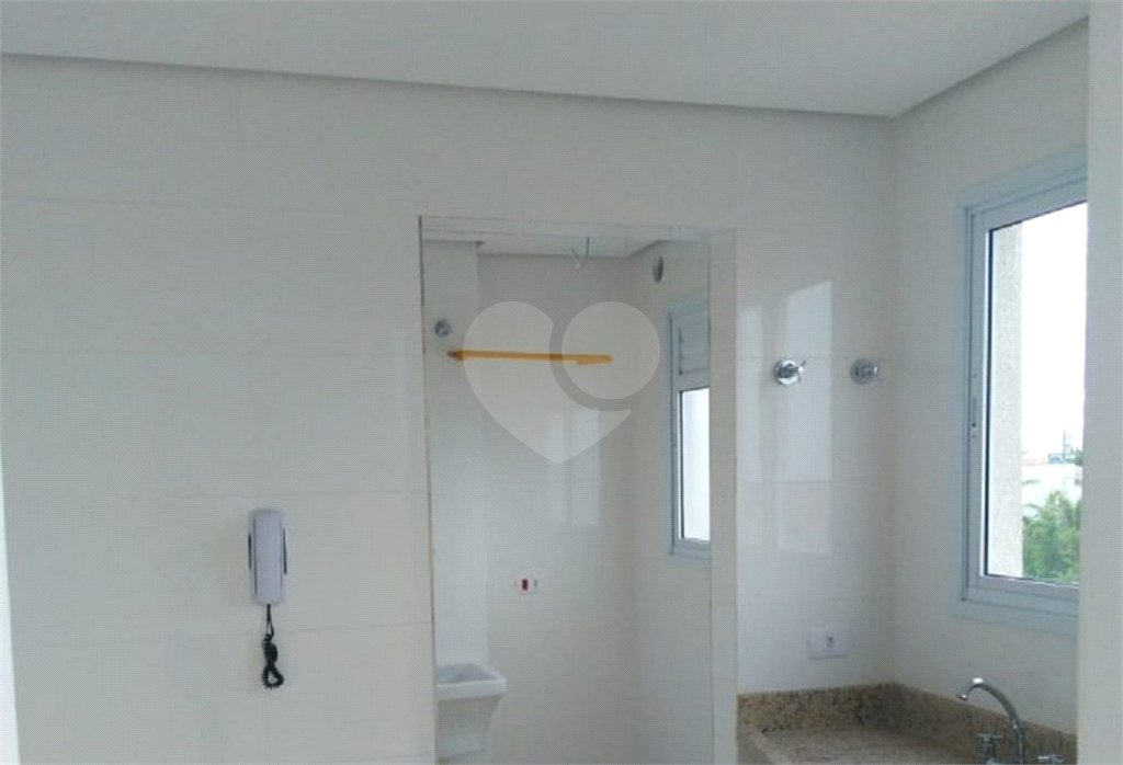 Apartamento com sacada - metrô Tucuruvi - NOVO