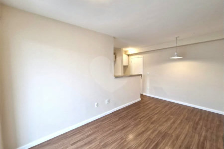 Apartamento a venda com 2 quartos no Jardim Marajoara
