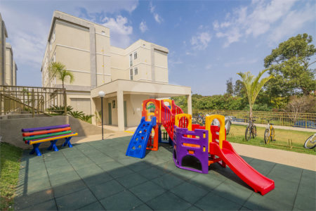 Apartamento térreo com 2 dormitórios