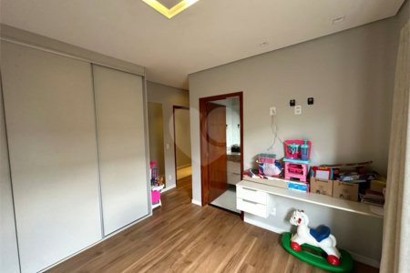 Apartamento Condomínio Montreal