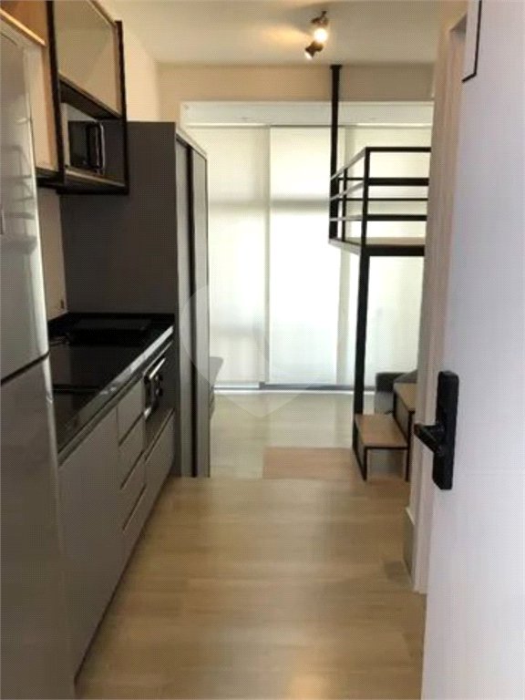 Studio para Venda e Locação com 27m² - Vila Mariana
