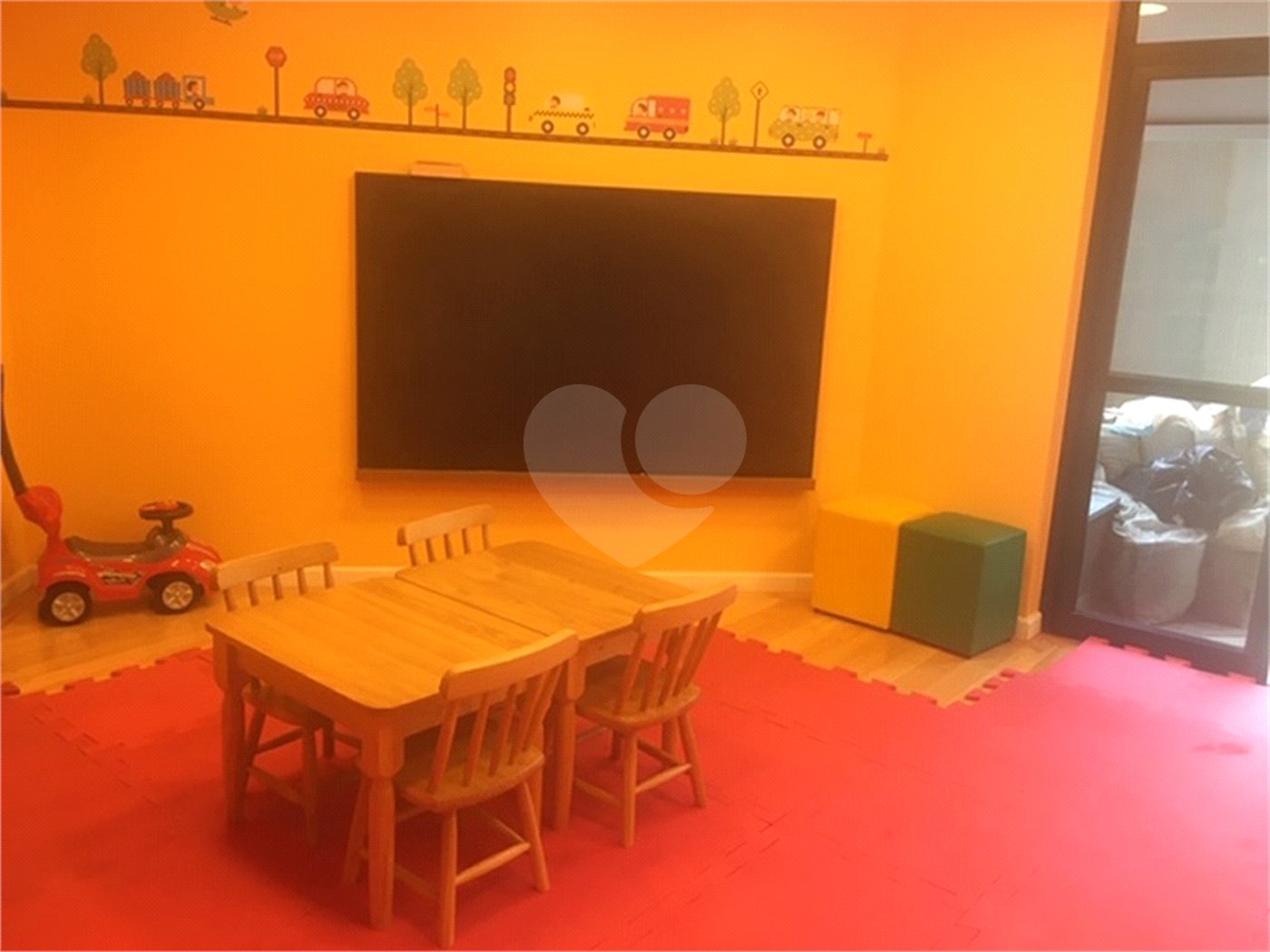 Apartamento para alugar com 3 quartos, sendo 1 suíte, em Brooklin, São Paulo, SP