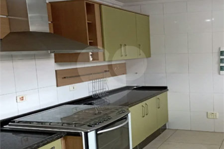 Sobrado de 2 quartos (suítes) à venda no Tatuapé