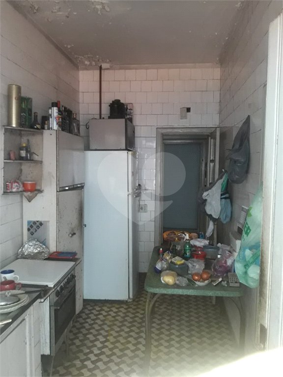 APARTAMENTO DE 3 QUARTOS À VENDA NO PARAÍSO