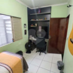CASA A VENDA NO BAIRRO NOVO HORIZONTE COM 200M², 4 DORMITÓRIOS, 2 BANHEIROS, 2 VAGAS, SJC