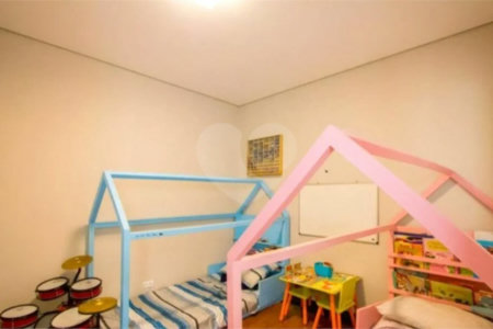 Sobrado com 150m² , 3 dormitórios , sendo 1 suíte , 1 vaga , à venda no centro de Santo André.