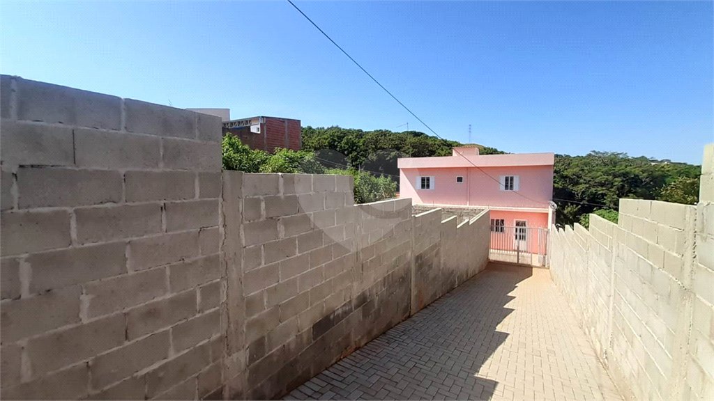 Casa sobrado no Jardim das Torres Prolongamento