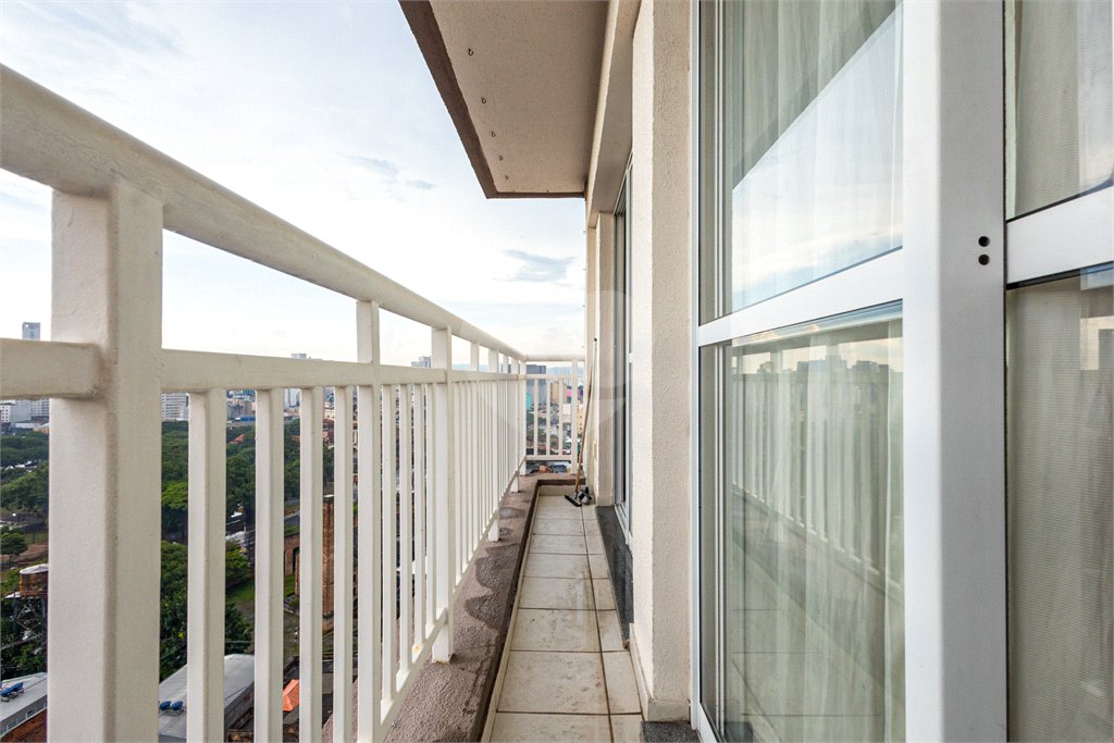 Praticidade e Localização Estratégica no Brás: Apartamento de 32 m² para Venda!