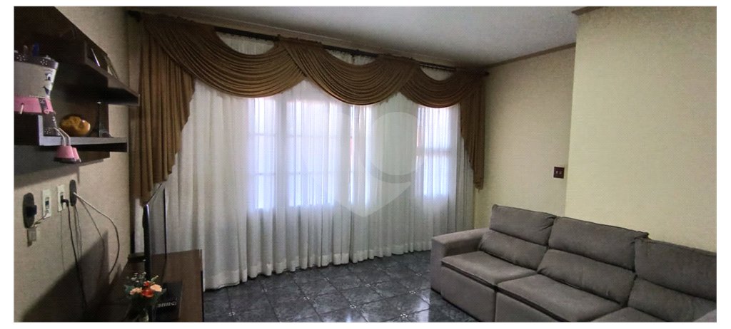 Casa à venda com 3 quartos, sendo 1 suíte, em Vila Boa Vista, São Carlos - SP