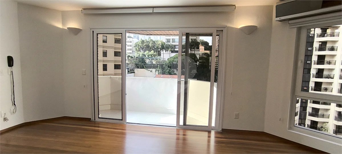 Apartamento à venda no Jardim América 2 Suítes e 3 vagas - 157 m²