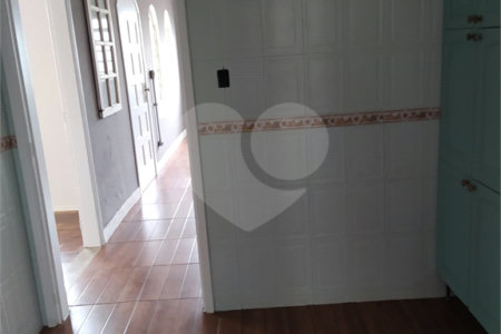 Casa térrea para venda ou locação no bairro Vila Costa do Sol.
