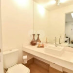 Apartamento no Ipiranga de 94m2 com 2 dorms, 1 suíte, 3 banheiros, 2 vagas. Estuda permuta.