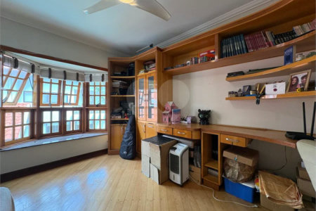 Casa a Venda no Condomínio Vista Alegre - Sede em Vinhedo/SP