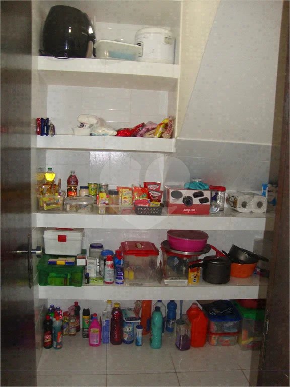 Chácara à venda com 5 quartos, sendo 2 suítes, em Jardim Arujá, Arujá, SP