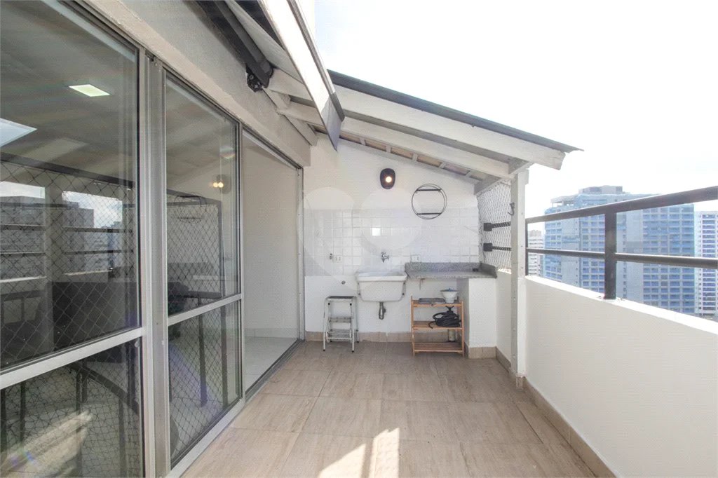 Cobertura Triplex com 90m² e 1 vaga de garagem na Vila Clementino