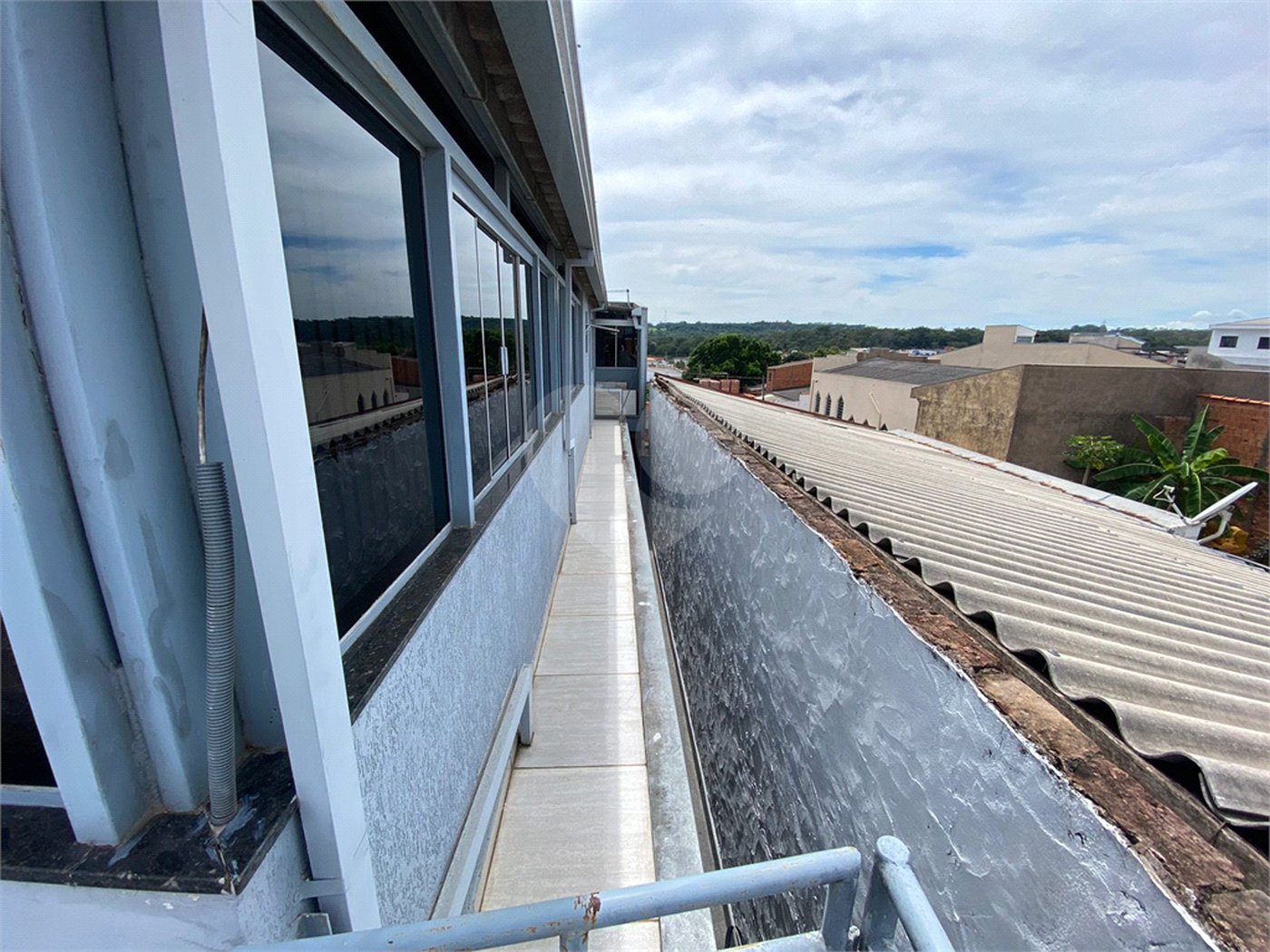 Sobrado comercial/residencial no Cidade Aracy