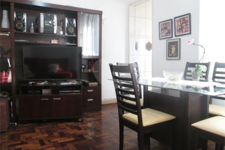 Apartamento com área útil de 72 m², 2 quartos no Bairro do Cambuci.